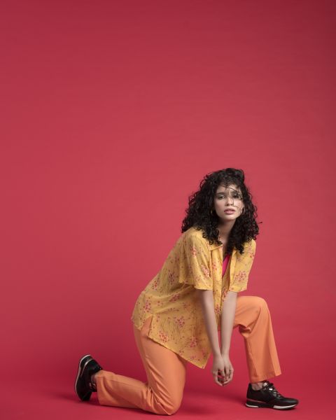 EMAILY 56 SCARLET 1 35     10M SEAMLESS BACKGROUND PAPER USA Backdrop 