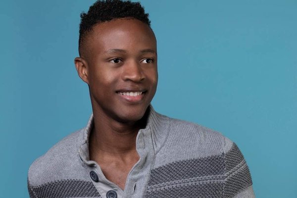 EMAILY  59 LITE BLUE 2 72 10m SEAMLESS BACKGROUND PAPER USA Backdrop 