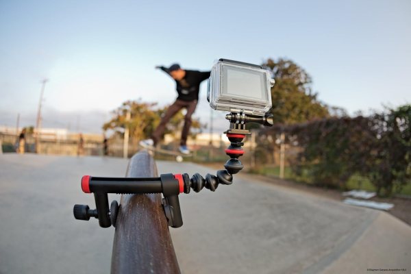 Joby Action Clamp   GorillaPod Arm     Secure   Flexible Mounting for Action Cameras Tripods