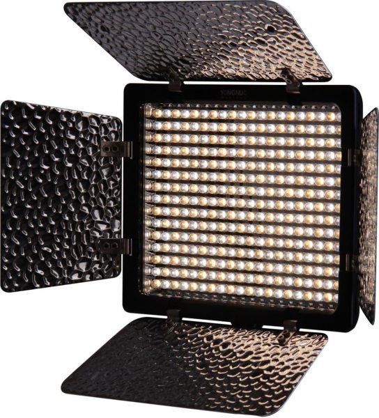 YONGNUO YN300 III LED Video Light 5600K Color Temperature and Adjustable Brightness Lighting